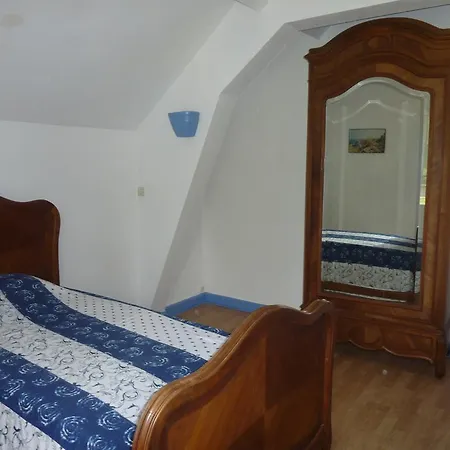 A Montenaut Angles-sur-lʼAnglin